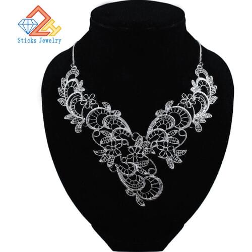 Trendy Necklace for Women Zinc Alloy Lace Hollow Out White K Plated Charm Collar Necklace