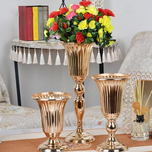 Versatile Metal Wedding Centerpieces Vase Metal Trumpet Vase For Home Party Anniversary Wedding Decoration Modern Design