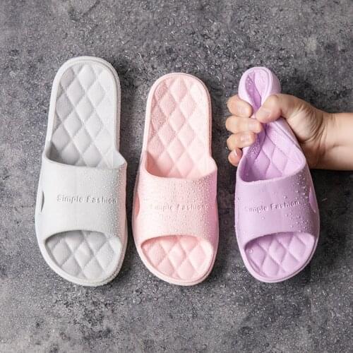 2020 New Slippers Women Summer Thick Bottom Indoor Home Couples Home Bathroom Non-slip Tide To Wear Cool Slippers