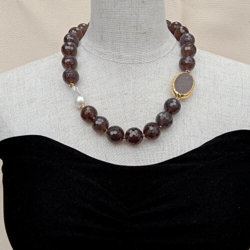 YYGEM 18mm Natural Faceted Round Gray Agate Bead Agate Druzy Connector Cultured White freshwater Pearl Choker Necklace 21"