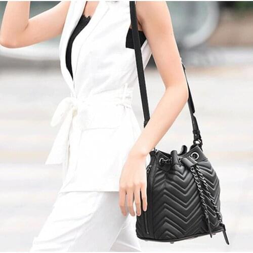 Luxury Women Sheepskin Genuine Leather Handbags 2021 Fashion Bucket bag Womens bag High Quality Designer Women Shoulder Bags