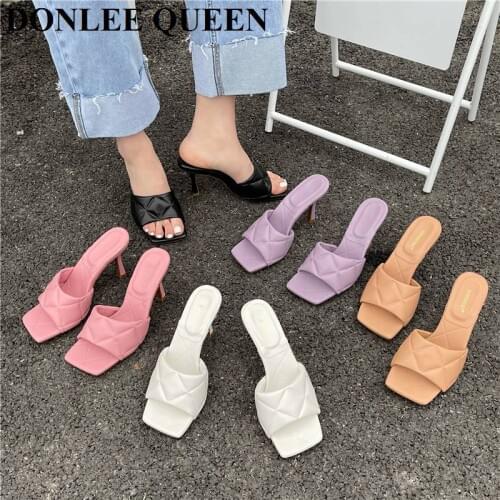 New Fashion Brand Slippers Women Square Toe High Heels Sandal Diamond Embossing Slides House Outdoor Flip Flops Zapatillas Mujer