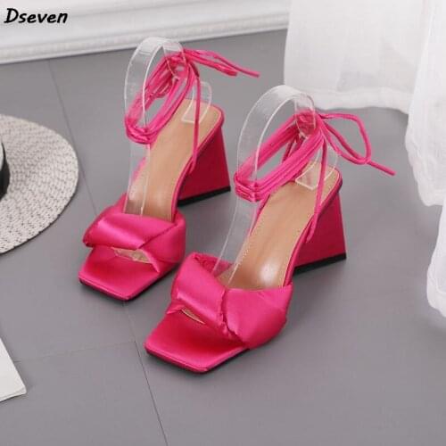 High Quality Summer New Open Toe Strap Thick High Heel Square Toe Women Sandals European American Ladies Cross Straps Sandals