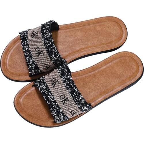 Shoes women 2020 new fashion wild wear women sandals OK with flash diamond non-slip beach casual slippers women