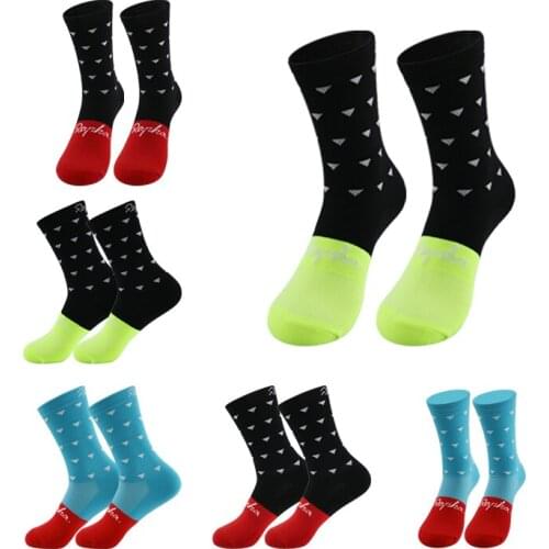 4 Pairs Outdoor Cycling Socks Soft and Comfortable Inside and Outside Unisex Sports Socks