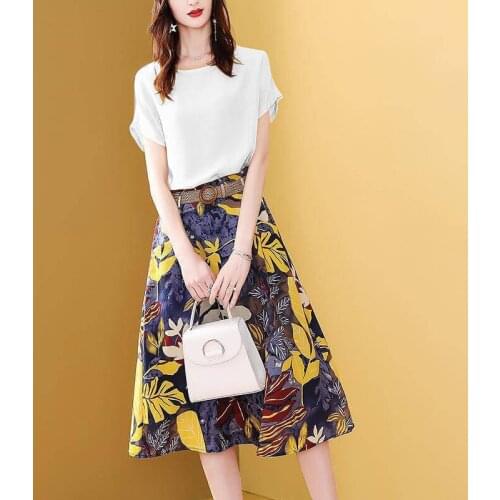 One Piece / Suit 2021 Fashion Foreign Style Round Neck Short Sleeve T Chiffon Floral Skirt Suit Skirt Temperament Two Piece Set