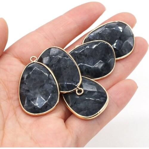 Natural Semi Precious Stone Pendant Section Irregular Black Flash Labradorite Making Necklaces Bracelets And Earrings 23x34mm