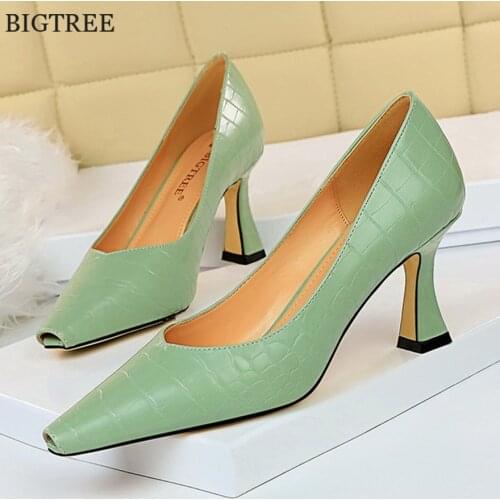 Small Square Head Fashion Womens Shoes 2021 Autumn Fish mouth Stone Pattern Woman Pumps Thick Heels Leather Lady OL Single Shoe