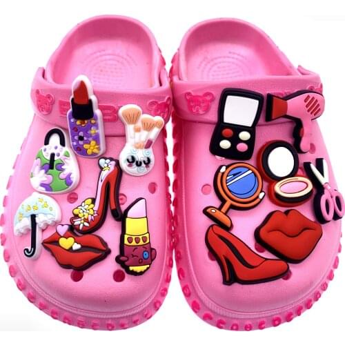 10PCS Wholesale Mix Cartoon Shoes Charms For Kids Party Gifts Barber Equipment Hole Slipper Accessories Wristband Croc Decor