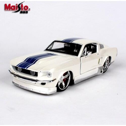Maisto 1:24 Scale Diecast Alloy 1967 Ford GT Vehicle Metal Car Model Die-cast Toy Collectible Gift Decoration Display