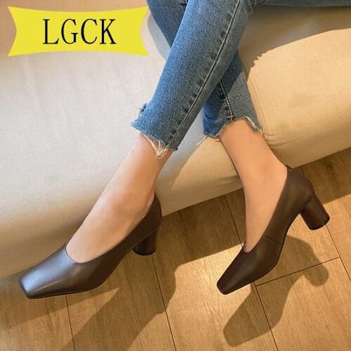 Big Size 34-40 Women Dress Shoes Square Toe Medium Heels Concise Pumps Cow Leather Shoes Woman Round Metal Boat Shoes High Heels