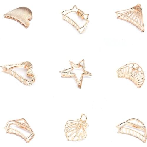 Women Girls Geometric Hair Claw Clamps Metal Hair Crab Moon Shape Hair Claw Clip Solid Color Hairpin Hair Accessories