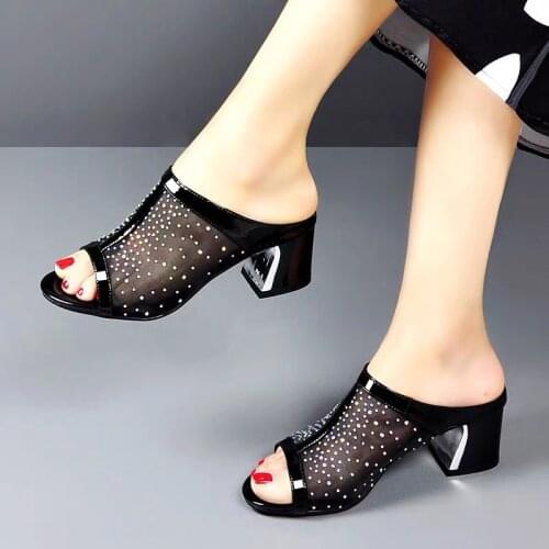 Solid Mesh Breathable Square Heel Slippers Designer Peep Toe Light Rhinestone Women Sandals Elegant Comfortable Casual Slides