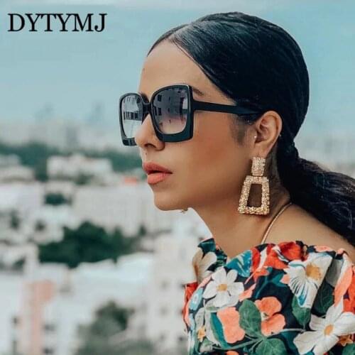 DYTYMJ Oversized Sunglasses Women Vintage Square Sun Glasses for Women Gradient Luxury Sunglasses Women Oculos De Sol Feminino