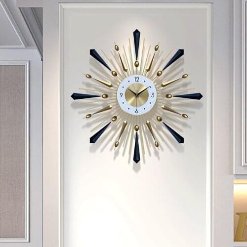 Creative Art Light Luxury Wall Watch Wall Clock Living Room Home Clock Decoration Fashion Modern Simple Personality Clock