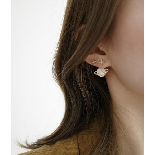 New Asymmetrical Star Moon Earrings Women Fashion Korean Rhinestone Stud Ear Jewelry Exquisite Earrings Girl Party Gift