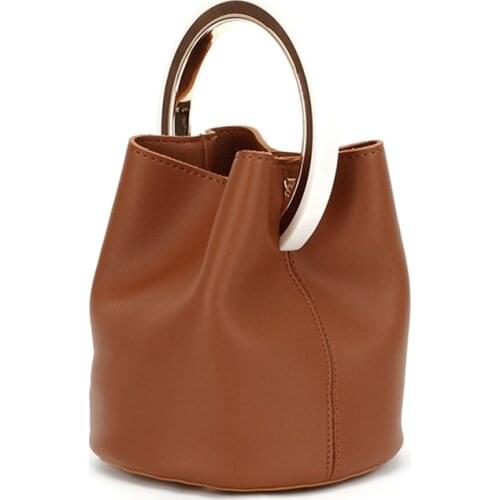 Ladies pu Leather Handbag 2019 Vintage Chains Crossbody Handbag Women Chic Ring Bucket Bag High Capacity Small Tote Bag