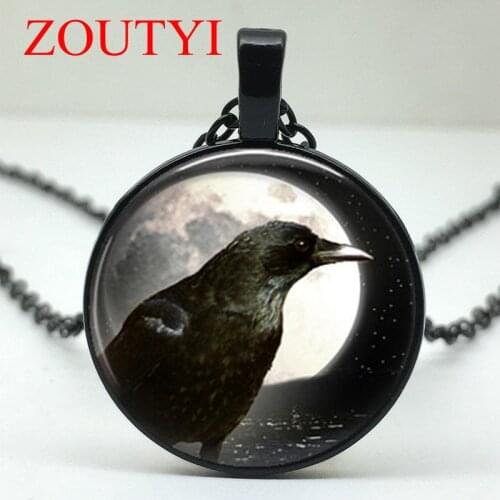 2018 / Fashion Charm Full Moon Crow Round Pendant Necklace, Mens and Womens Pendant Necklace