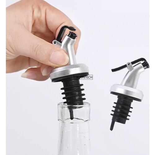 100pcs Olive Oil lip Vinegar Bottles Can ABS Lock Plug Seal Leak-proof Food Grade Plastic Nozzle Sprayer Liquor Dispenser