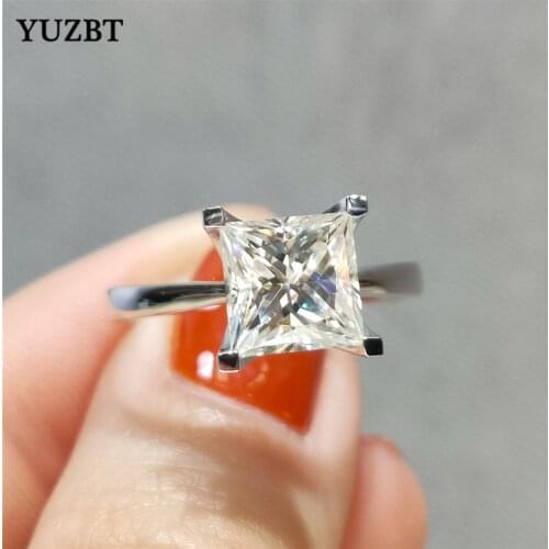 YUZBT 18K White Gold Brilliant Cut 2 Carat 7*7mm Gemstone Diamond Test Past D Color Square Moissanite Party Ring Wedding Jewelry