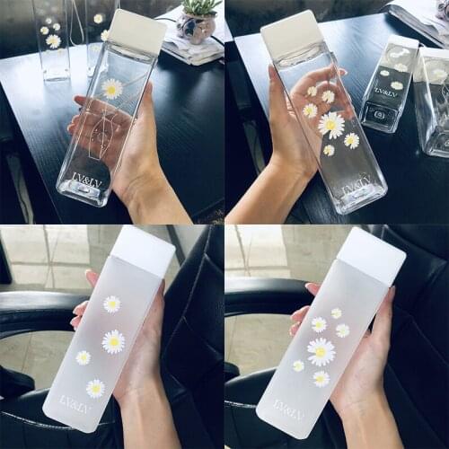 500Ml Small Daisy Transparent Plastic Water Bottles BPA Free Creative Frosted Water Bottle With Portable Rope Travel Tea Cup