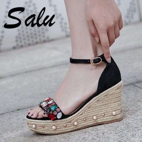 Salu 2020 Fashion Sweet Crystal Decoration Women Sandals Kid Suede Buckle Round Toe Wedges Summer Party Wedding Shoes Woman