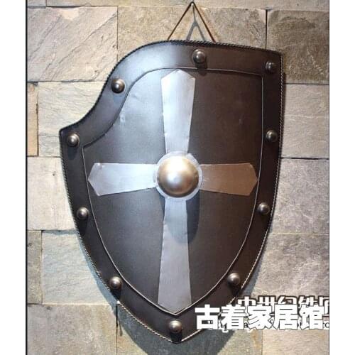 Shipping / medieval European / ancient Rome iron simulation film props shield / bar background wall