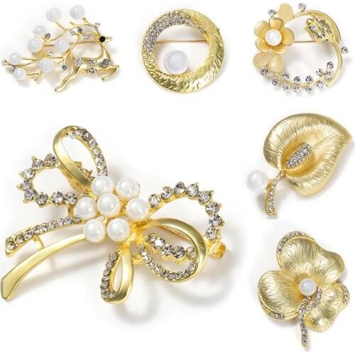 WYBU Flower Brooches Leaves Bow Deer broche Matt Gold with Pearl Brooch for Women Student Daily Party Round Bouquet Brooch