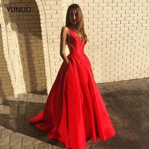 YUNUO Satin Ball Gown Formal Prom Dresses Illusion V-neck Back Party Evening Dress with Pockets vestido de formatura 51856