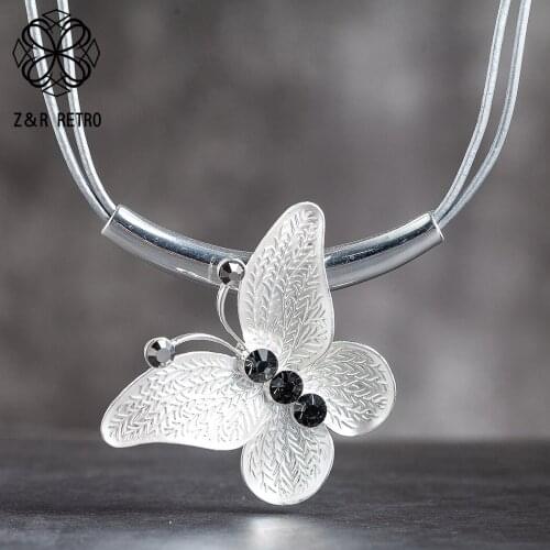 Trendy Neck Choker Butterfly Necklaces Womens Chains Suspension Jewelry Fashion Female Decoration Accessies Statement Gift 2020