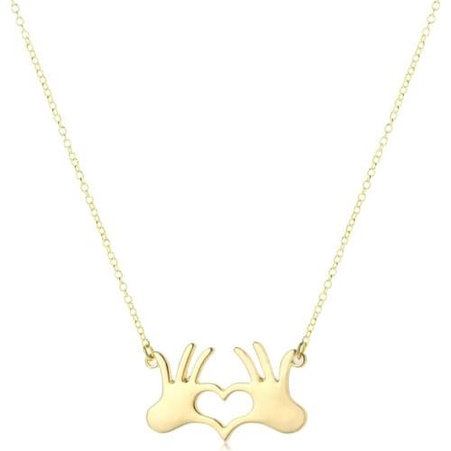 European and American popular hand pendant necklace, heart clavicle chain.Give a gift to your mom and girlfriend