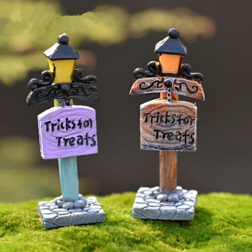2Pcs/lot Halloween Street Light Fairy Garden Miniatures Bonsai Decor Craft Decorative Figurines Micro Landscape Accessories