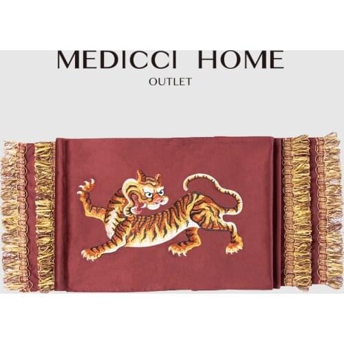 Medicci Home Villa Decorative Table Runner Ancient Style Tiger Embroidery Luxury Velvet Tapestry Boutique Tablecloth With Tassel