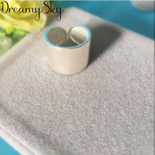 Luxury Vintage Punk Silver Color Big Smooth Rings For Women Wedding Statement Finger Ring Anillos Anelli Bijoux