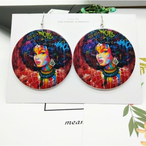 New fashion Exagogue African series head pattern geometric round wooden earrings fashion wood earrings pendant earrings women