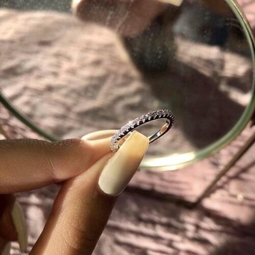 QiLuxy Shining Zircon Rings for Women Fashion Simple CZ Statement Lover Wedding Rings Female Jewelry Gifts