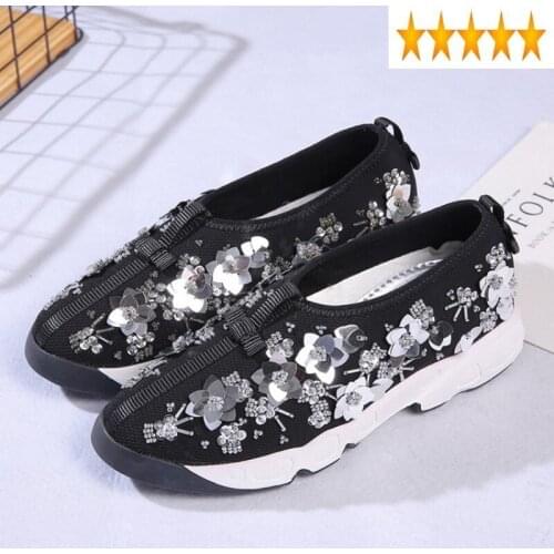 Women Sneakers 2021 Pearl Mesh Bling Luxury Brand Designer Footwear Flats Casual New Confortable White Shoes Plus Size 42