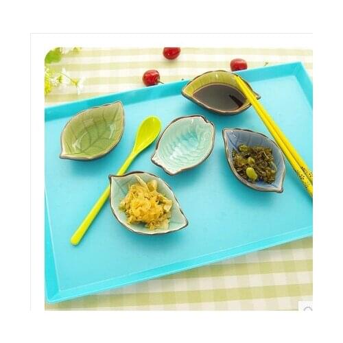 Kitchen tools creative kitchen with a small dish of seasoning dish leaves ceramic
