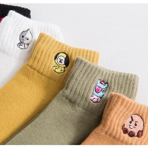New Cartoon Print Women Socks Kawaii Cute Meias Divertidas Funny Korean Style Woman Calcetines Skarpetki Femme Chaussettes Sox