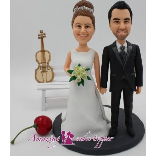 2019 AMAZING CAKE TOPPER The love between the prince and the princess Toys Custom Polymer Clay Figure From Pictures