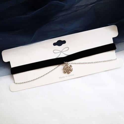 Fashion Black Velvet Choker Thin Chains with Snowflake Pendant Necklace Collar for Women Harajuku Korean Christmas Jewelry FSN08