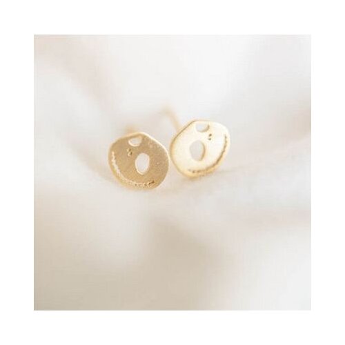 Fashion lovely smile of ghost head stud earrings,Skull stud earrings for women