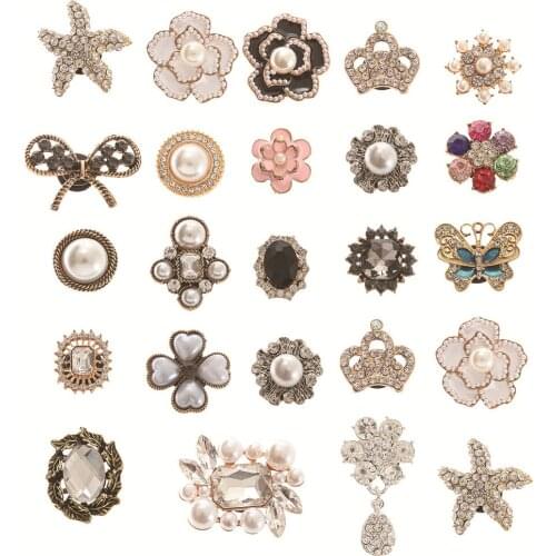 1Pcs Fashion Hole Shoes Six Petal Flower Rhinestone Pendant Shoe Flower Creative Alloy Rhinestone Flower Shoe Buckle