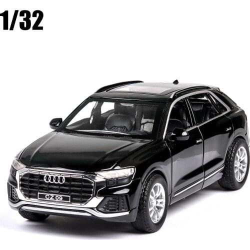 1:32 Audi Q8 Car Model Alloy Car Die Cast Toy Off-Road Car Sound Light Pull Back Childrens Toy Collectibles Free Shipping