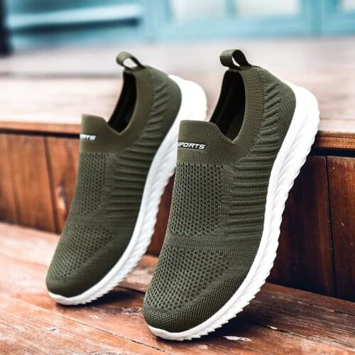 Summer Fashion Men Sneakers Breathable Men Shoes Fashion Slip On Sneakers For Men Cheap Men Loafers Shoes Without Laces