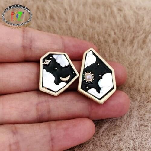 F.J4Z Fashion Stud Earrings for Women Cute Irregular Geometric Starry Sky Earrings Office Lady Anti-allergy Earring Dropship