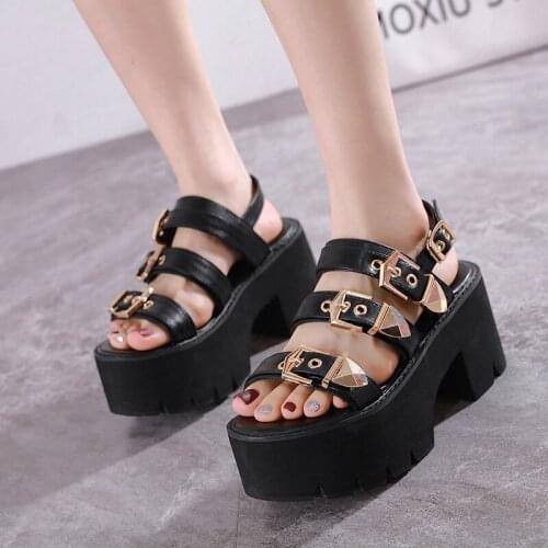 Large Size 35-40 Summer European And American New Style Word Buckle Roman Shoes Thick-Soled Open Toe Sexy Black Ladies Sandals