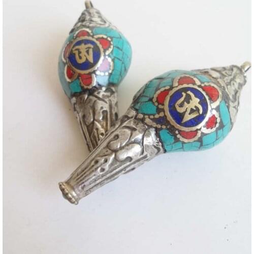 TBP468 Tibetan OM Mantras Flower Amulet Copper Capped Sea Snail Pendants