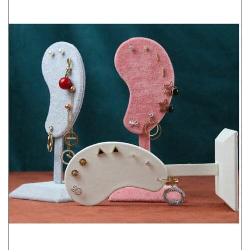 1pcs Earring Display Stand Creative Ear Shape Flannel Earrings Holder Jewelry Display Shelf Show Rack Makeup Organizer 4 Colors