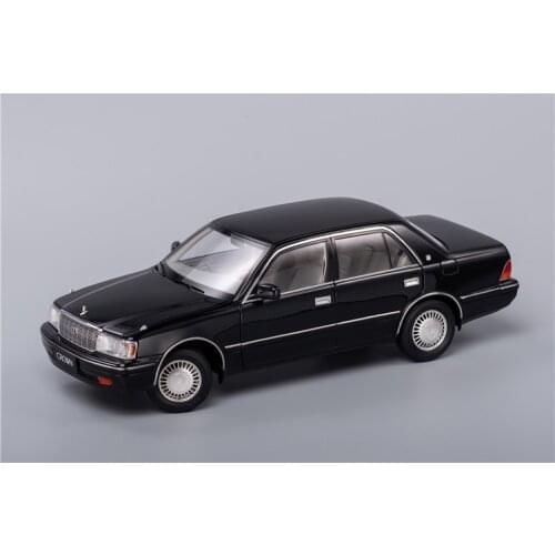 KengFai 1:18 Toyota Crown 155 Black/White LHD Diecast Model Car